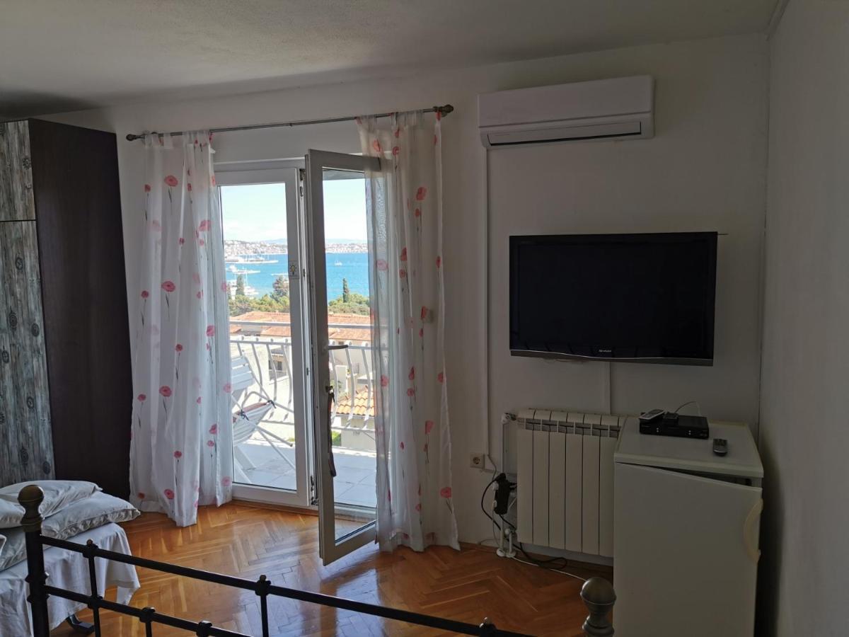 Villa Milic*** Donji Seget Екстериор снимка